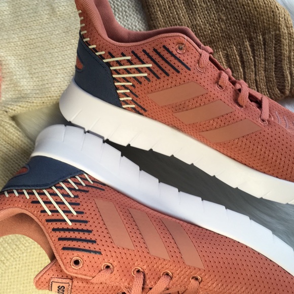 NWT Adidas Womens Sneakers Running Shoes Asweerun - Picture 6 of 8